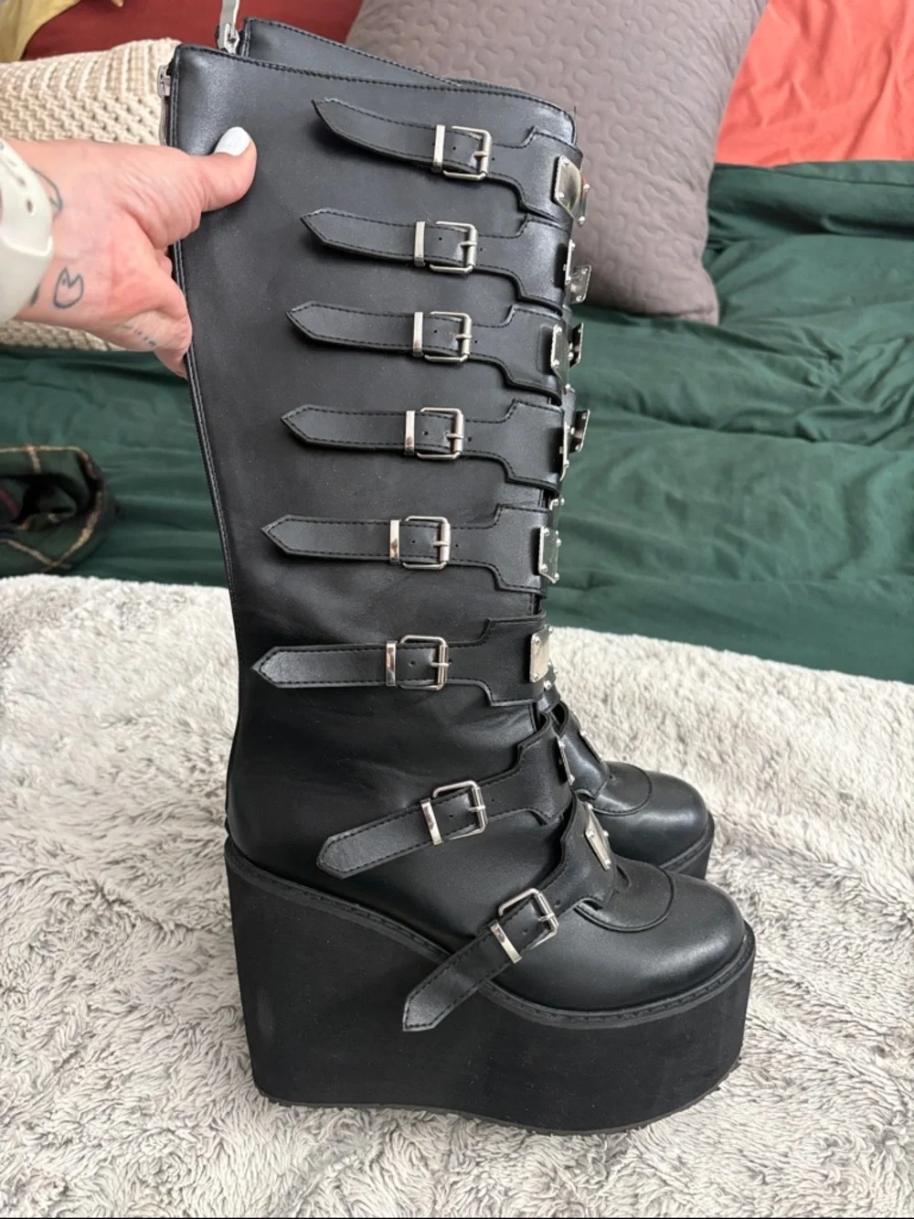 Black Platform Knee-High Buckle Boots - Women - Picture 6 of 7
